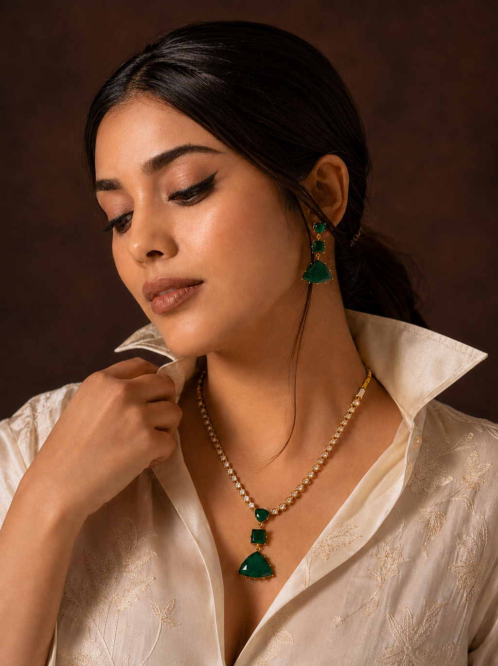 Polki Green Stone Sleek Necklace